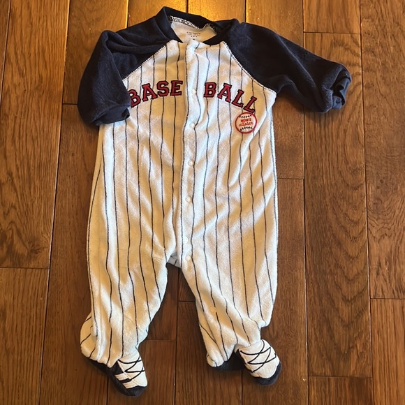 Bundle of 3 baseball sleepers - Picture 5 of 5